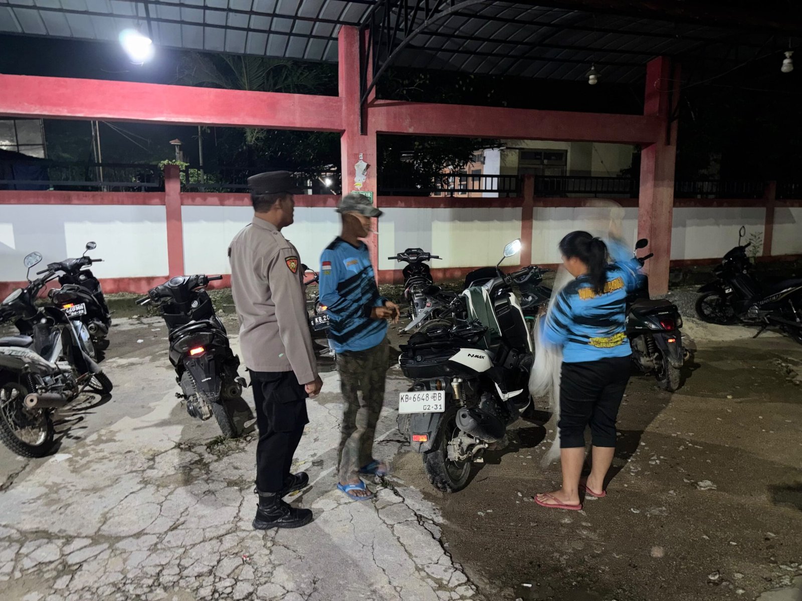 Waspadai Kejahatan di Malam Hari, Polisi Gencarkan Patroli dan Sapa Warga