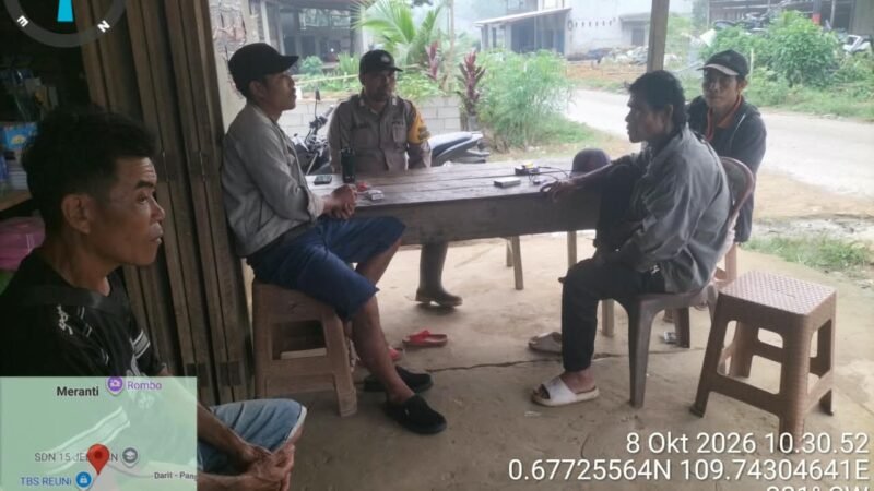 Manfaatkan Momen Santai Warga, Bhabinkamtibmas Polsek Meranti Perkuat Silaturahmi