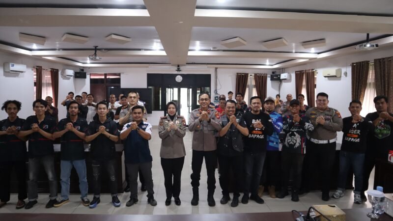 Kapolres Landak Gandeng 15 Komunitas Motor, Tekankan Safety Riding dan Tertib Lalu Lintas