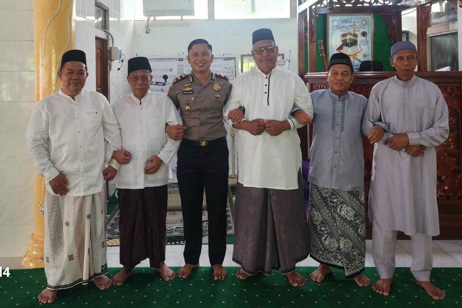 Kapolsek Mempawah Hulu Rangkul Ulama Masjid, Perkuat Sinergi Perangi Narkoba dan Jaga Generasi Bangsa