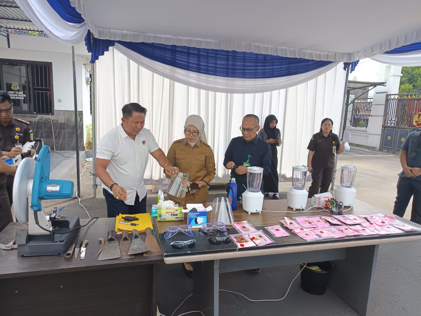 Kejaksaan Negeri Lubuk Linggau Melaksanakan Kegiatan Pemusnahan Barang Bukti Yang Telah Memperoleh Kekuatan Hukum Tetap (Inkracht)